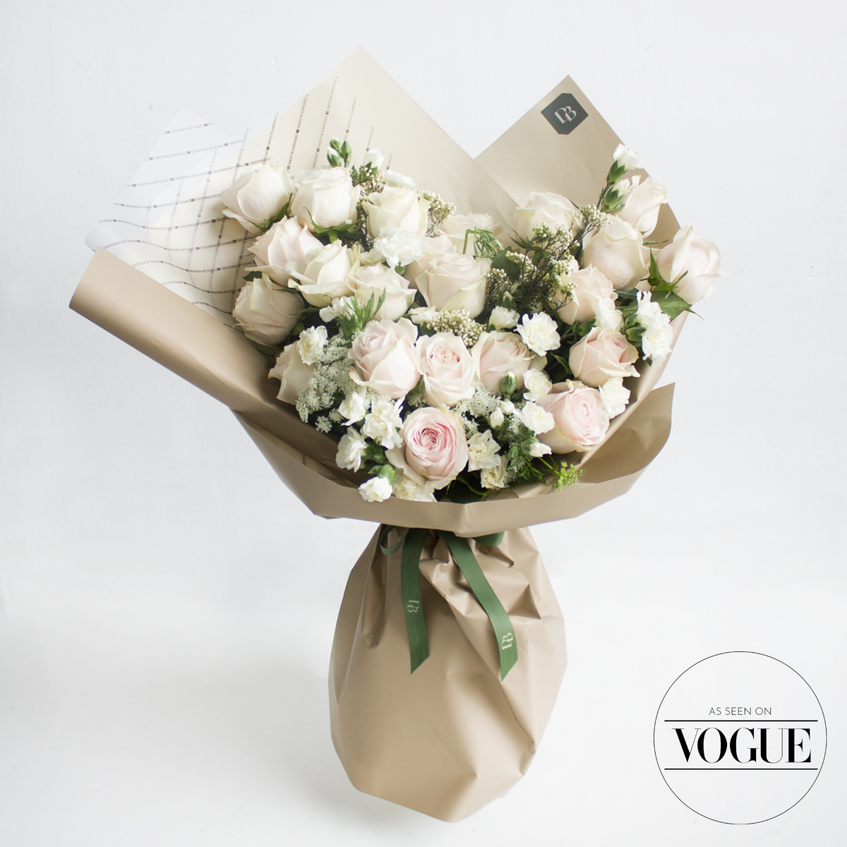 Classic Love Quicksand Rose Bouquet DB Studio