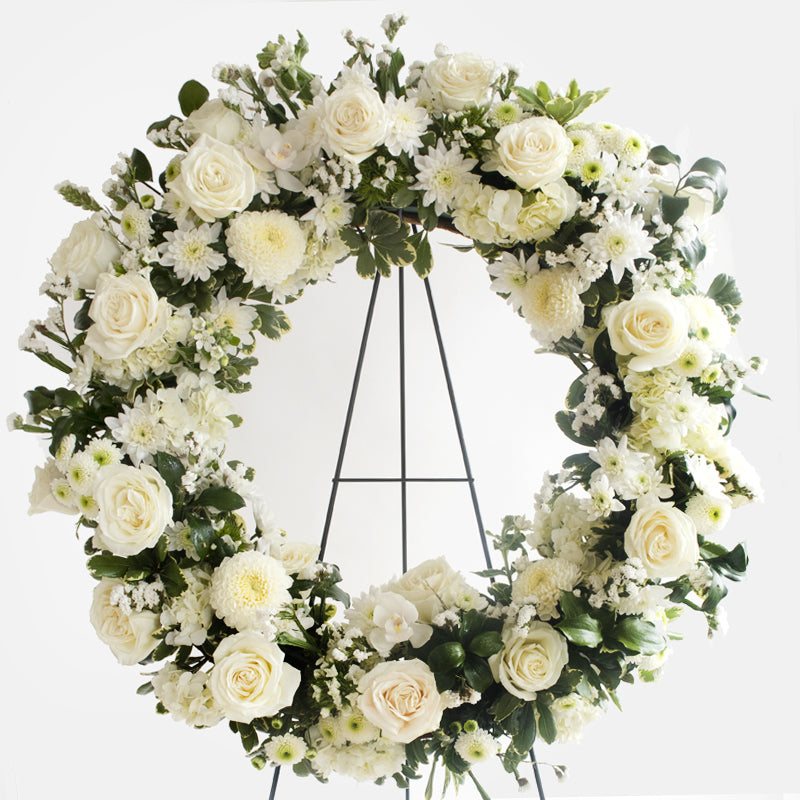 Elegant White Wreath DB Studio